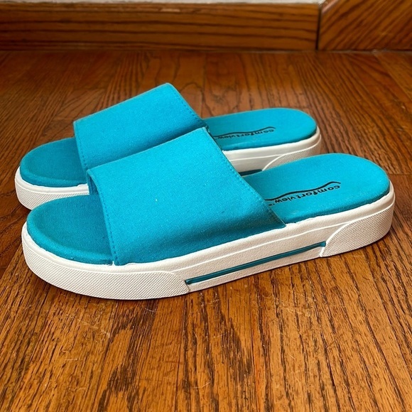 Comfortview NWOT Turquoise Extra Wide Slide Sandals Size 7WW - Picture 1 of 7